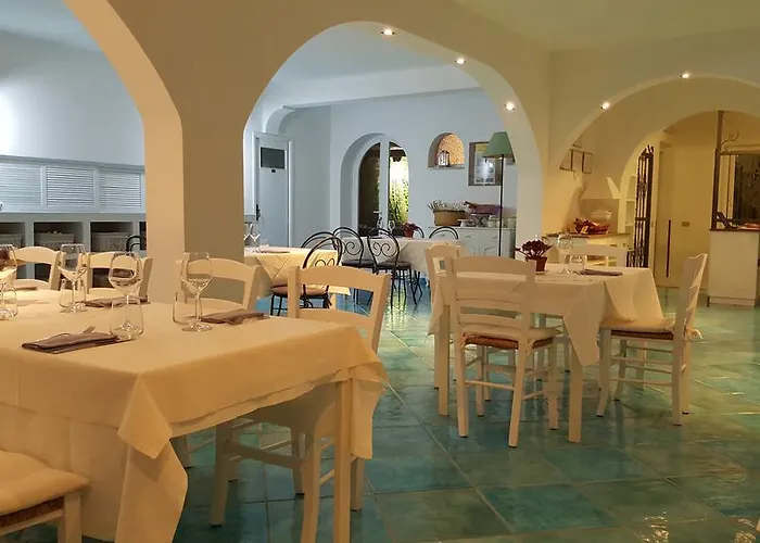 Borgo Cacciatori 2* Ventotene