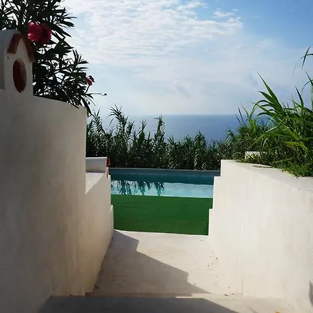 Borgo Cacciatori Hotell 2*