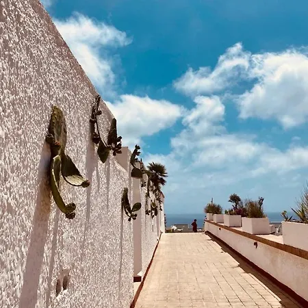 Borgo Cacciatori 2* Ventotene