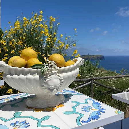 Borgo Cacciatori Hotell Ventotene