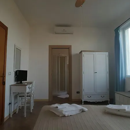 Borgo Cacciatori Szálloda Ventotene