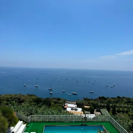 Borgo Cacciatori 2* Ventotene