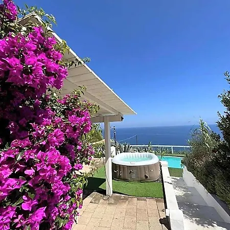 Borgo Cacciatori 2* Ventotene